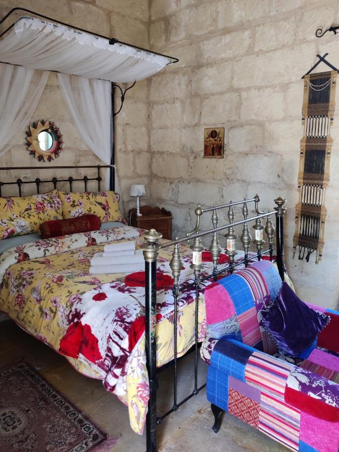Bed and Breakfast The Garden Gate Sannat Екстер'єр фото