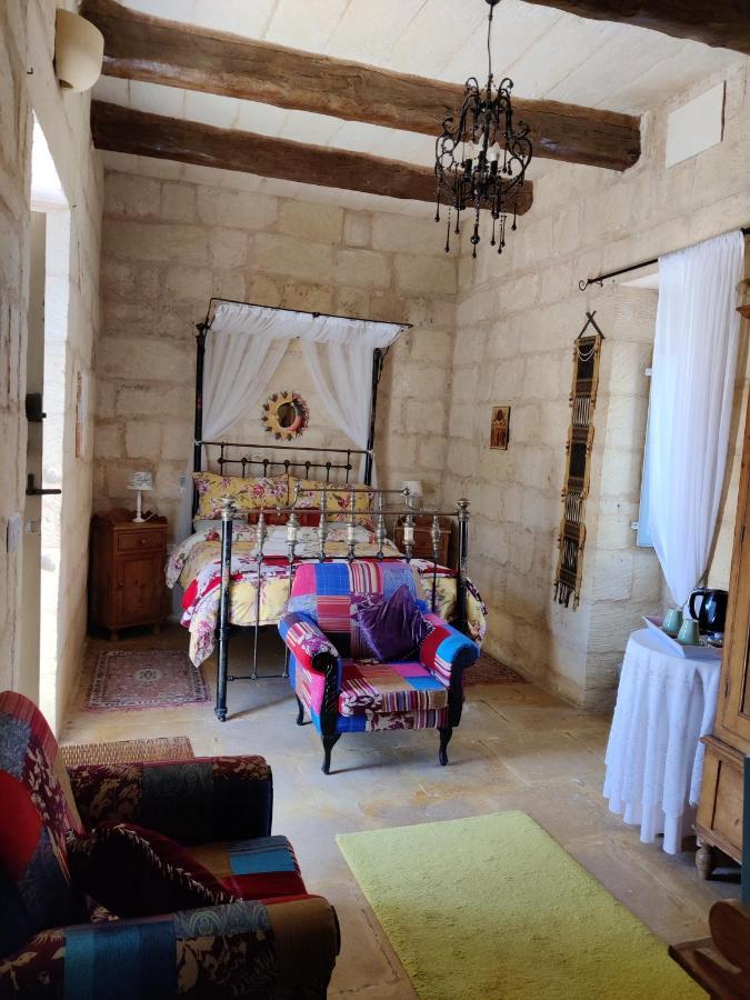 Bed and Breakfast The Garden Gate Sannat Екстер'єр фото