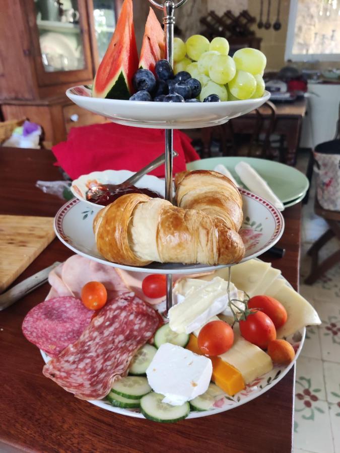 Bed and Breakfast The Garden Gate Sannat Екстер'єр фото